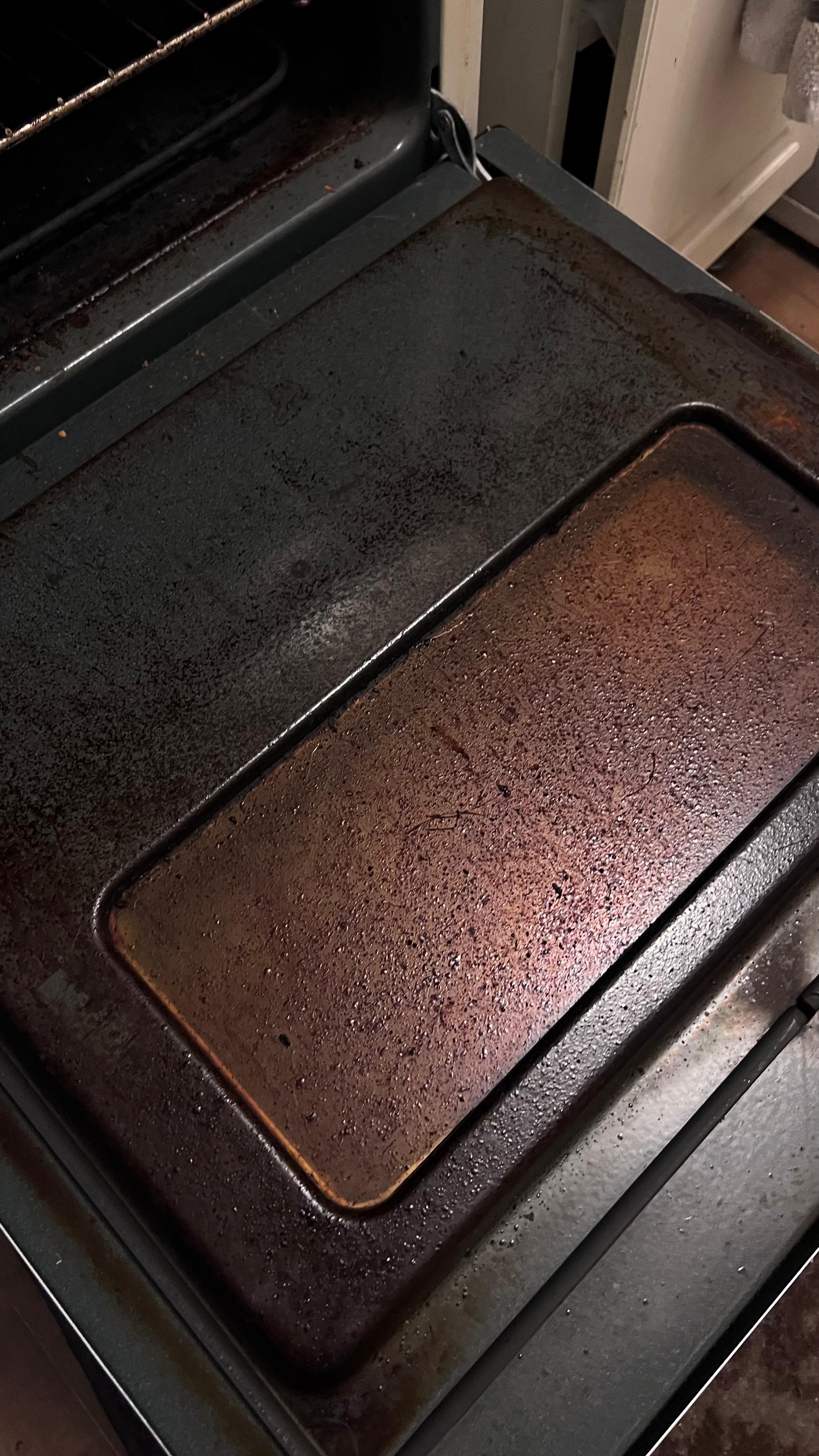 Before: oven deep cleaning in Vancouver