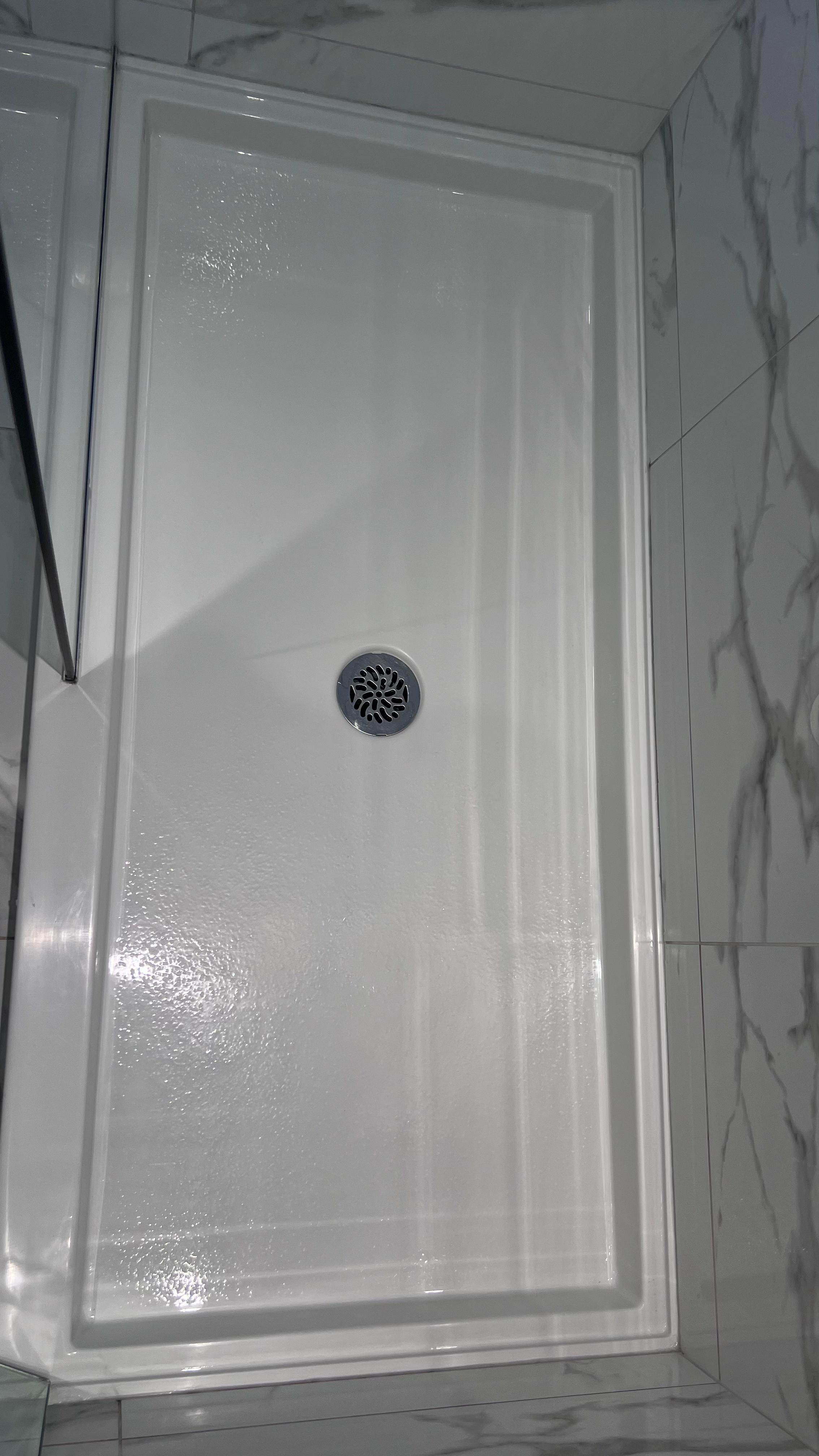 After: shower sanitized and cleaned in Vancouver